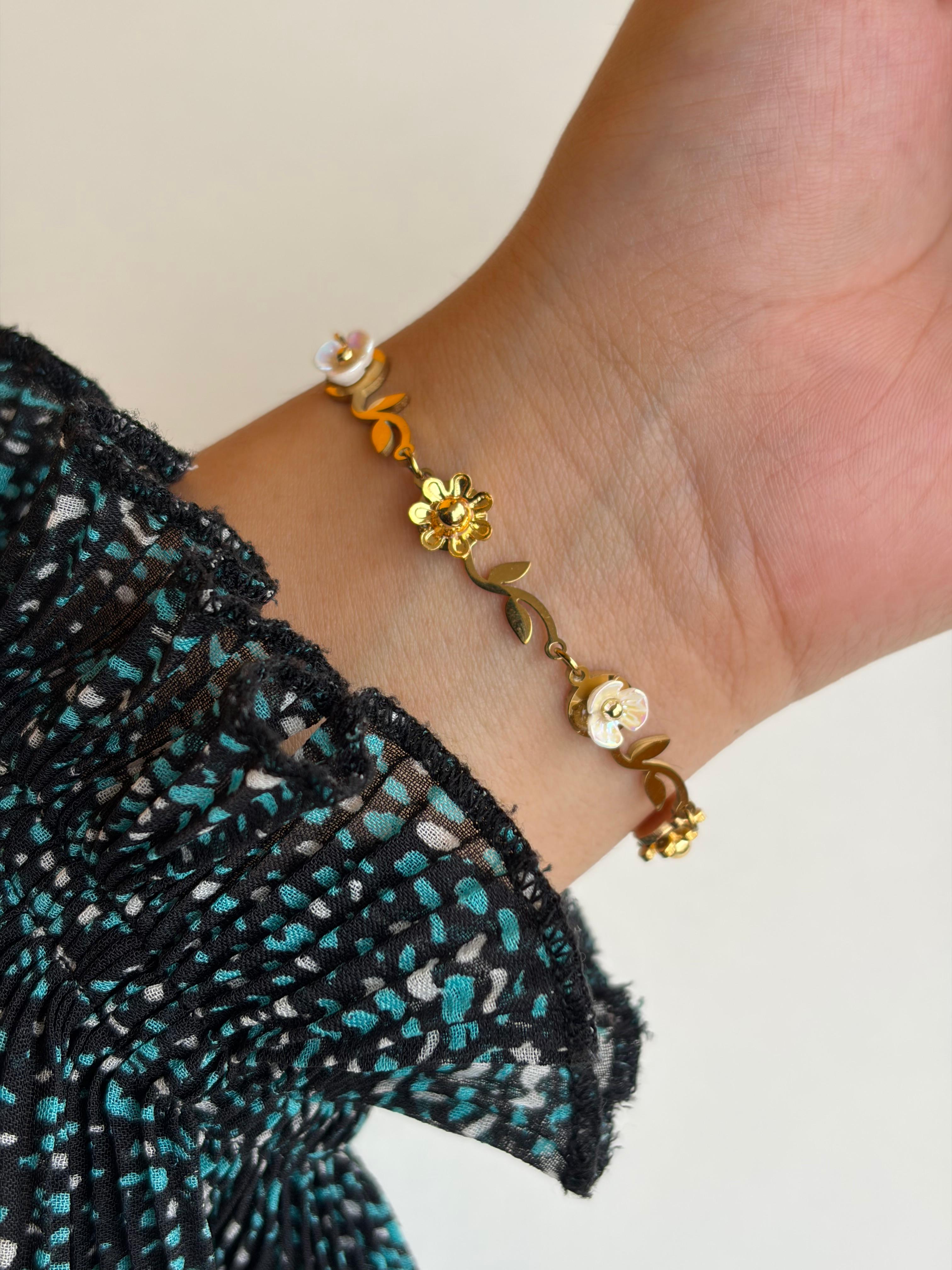 VINTAGE FLORAL BRACELET