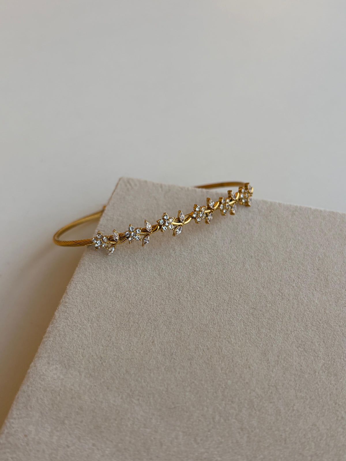 Daisy Solid Bracelet