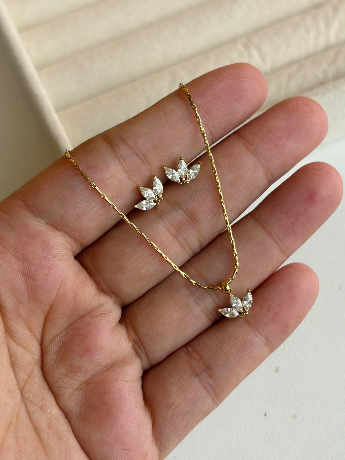 Three petal Set