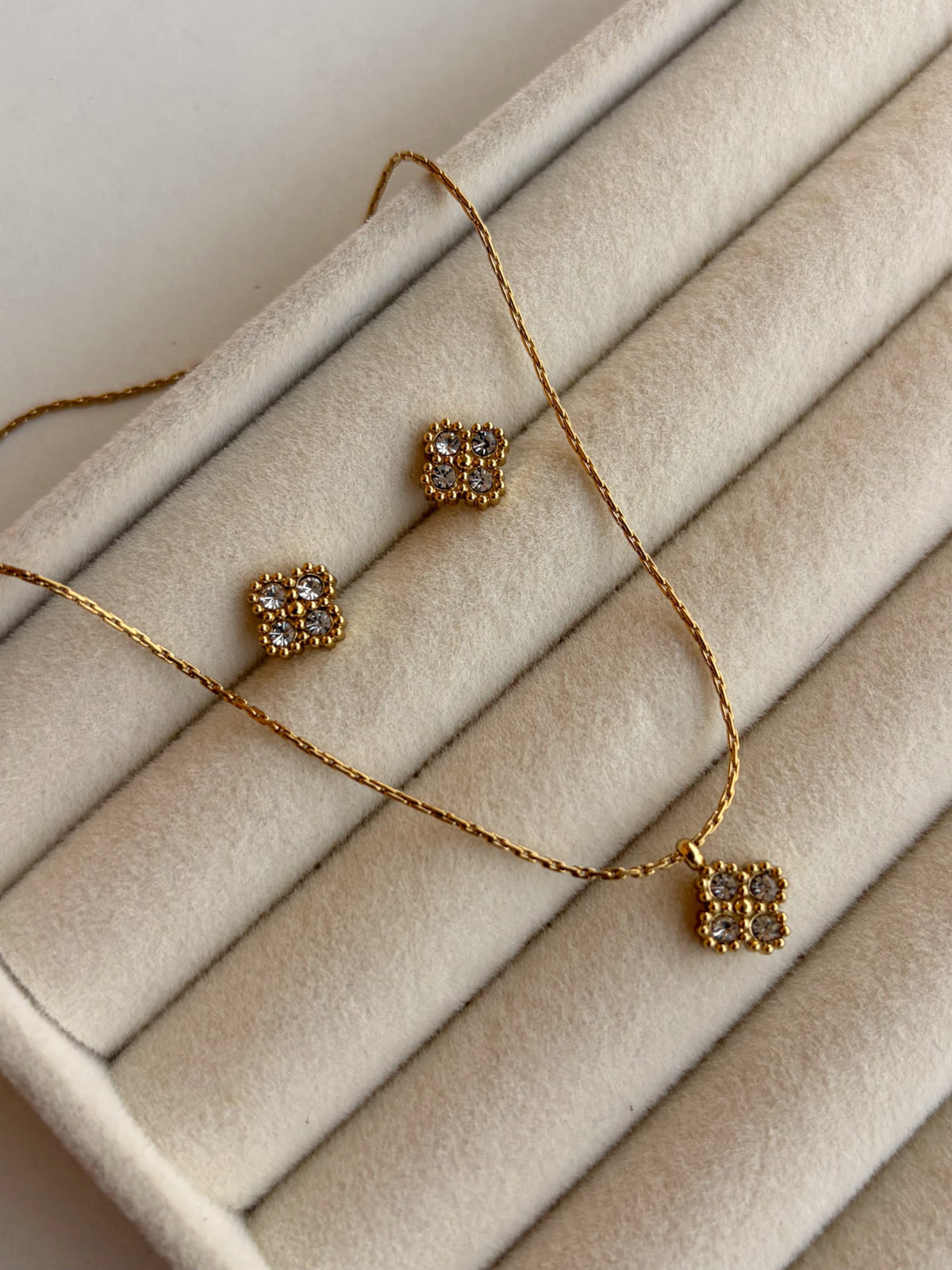 Solara Set