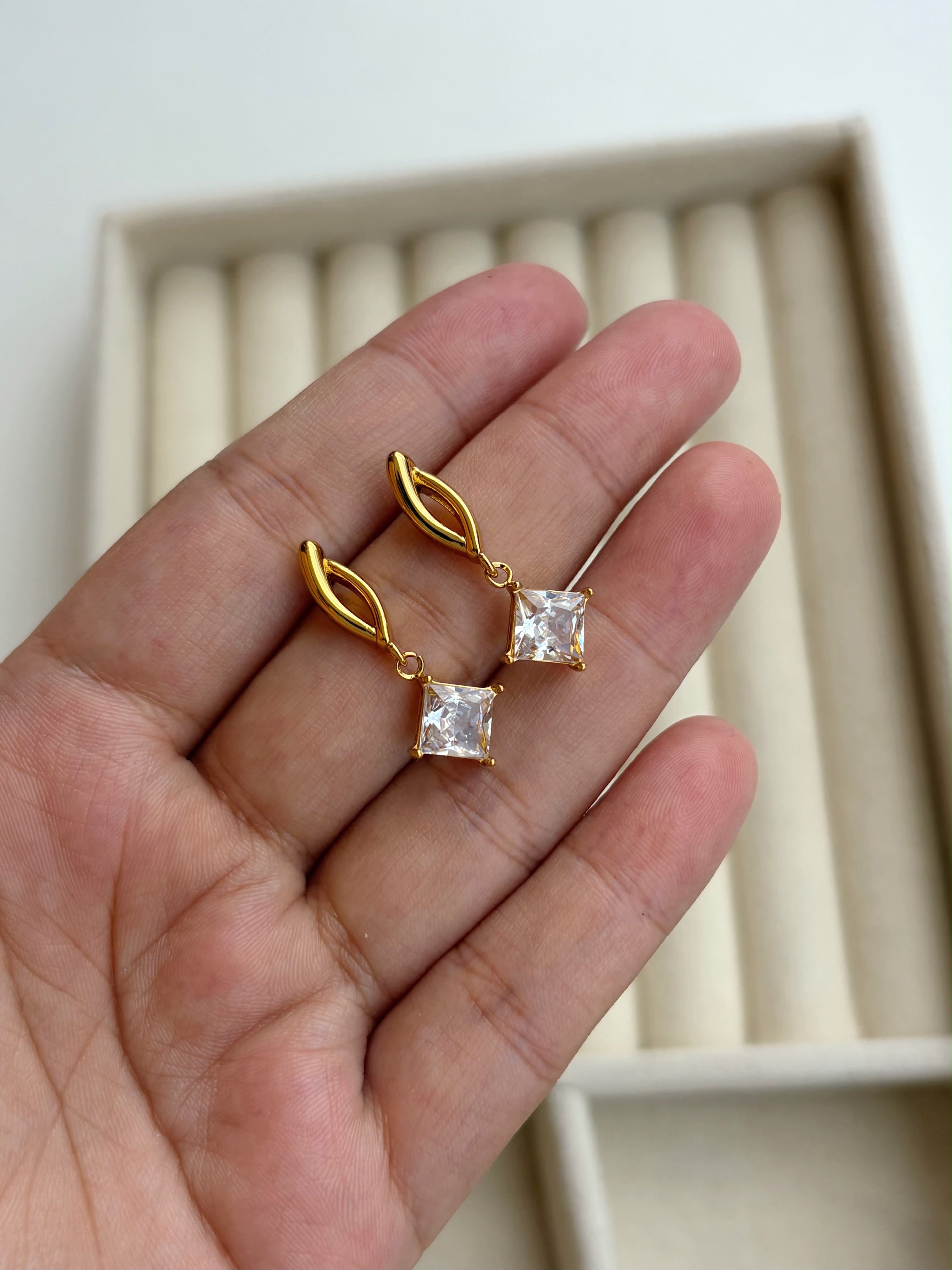 Orla Studs