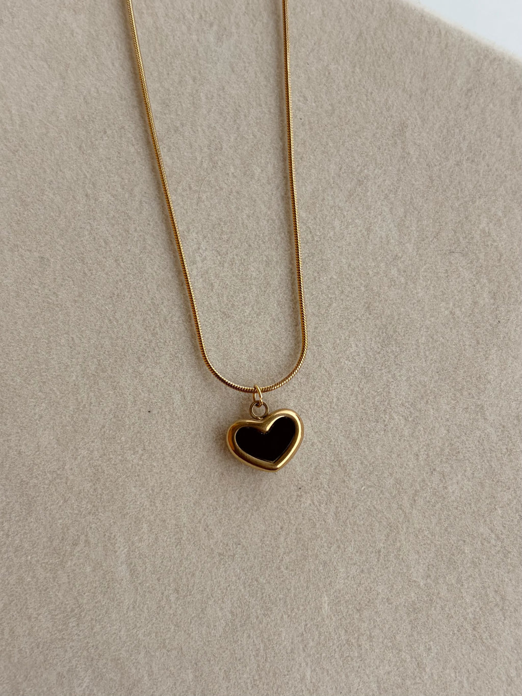 Black Amore Neckchain