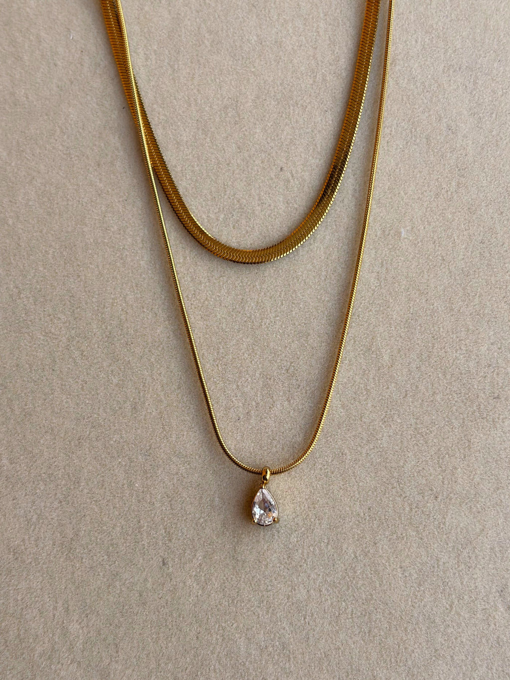 Auri Necklace