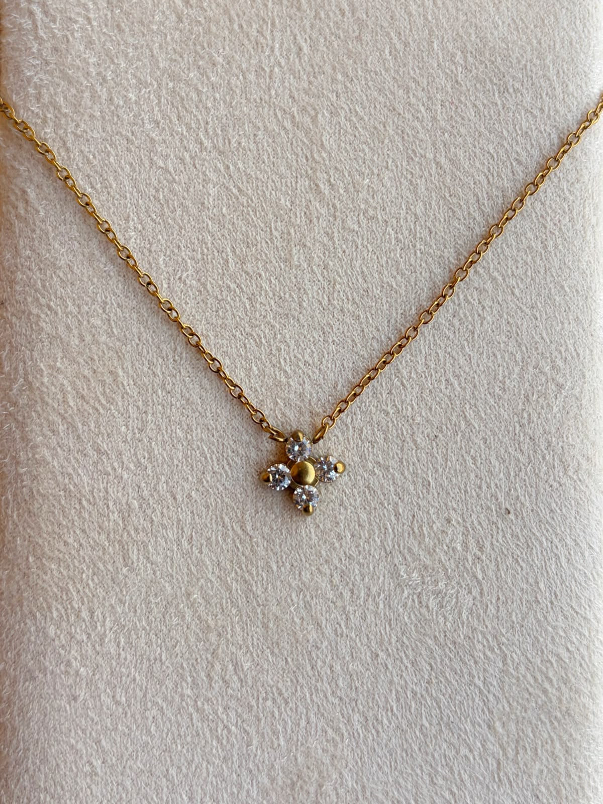 Aven Necklace