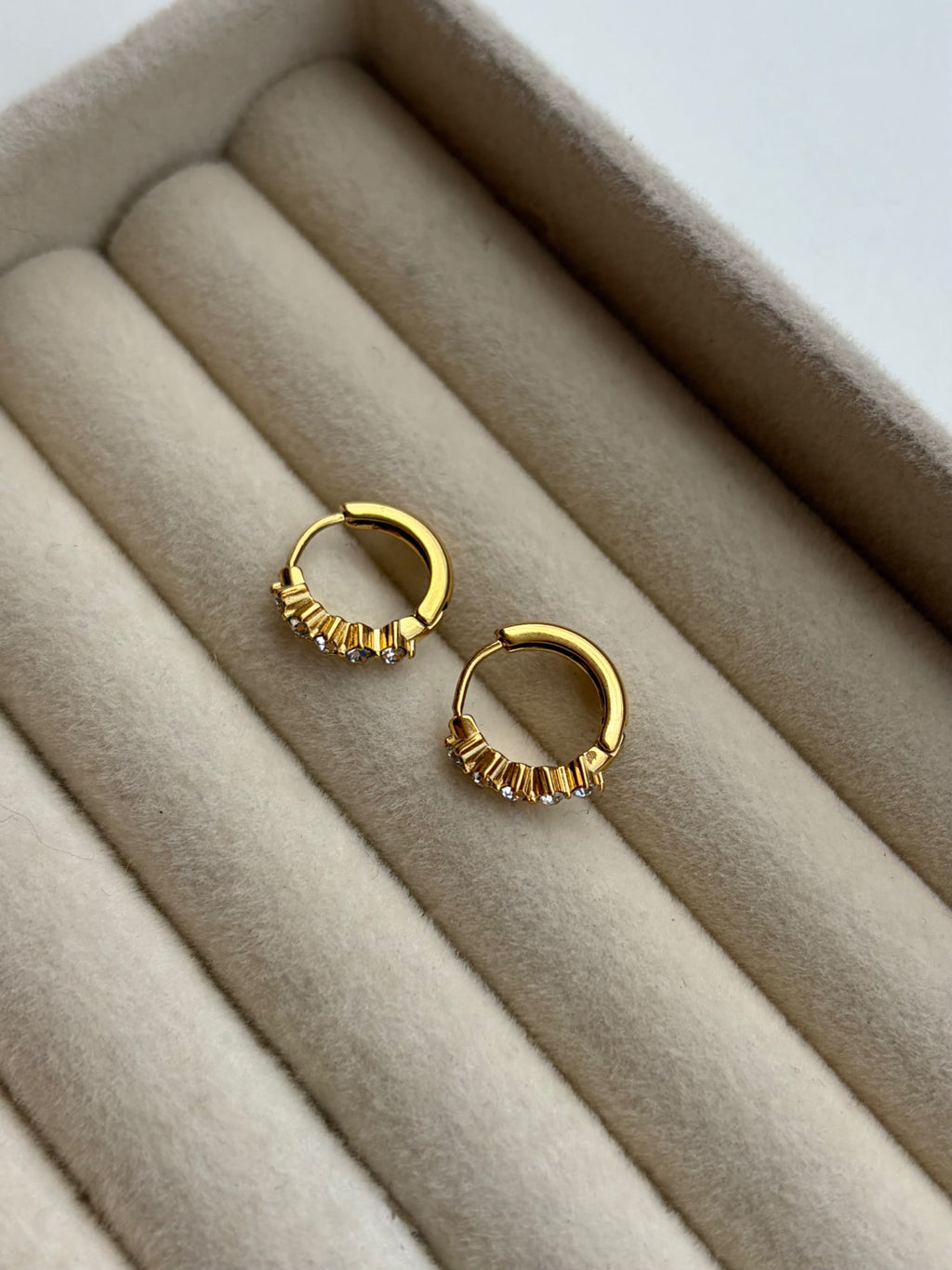 Isla Mini Hoops