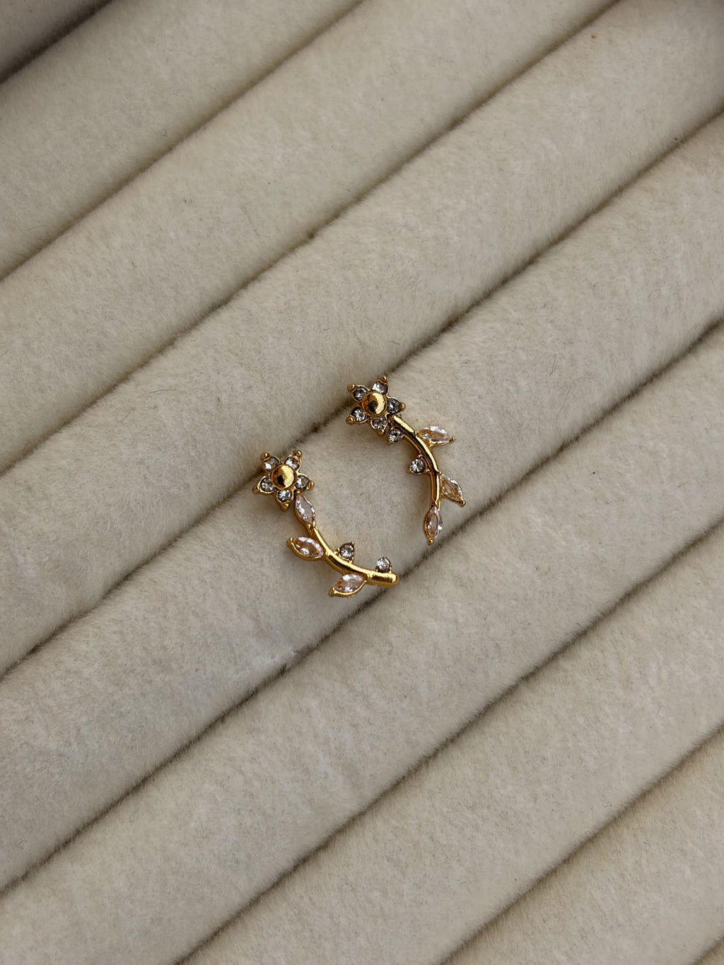 Bloomelle Studs