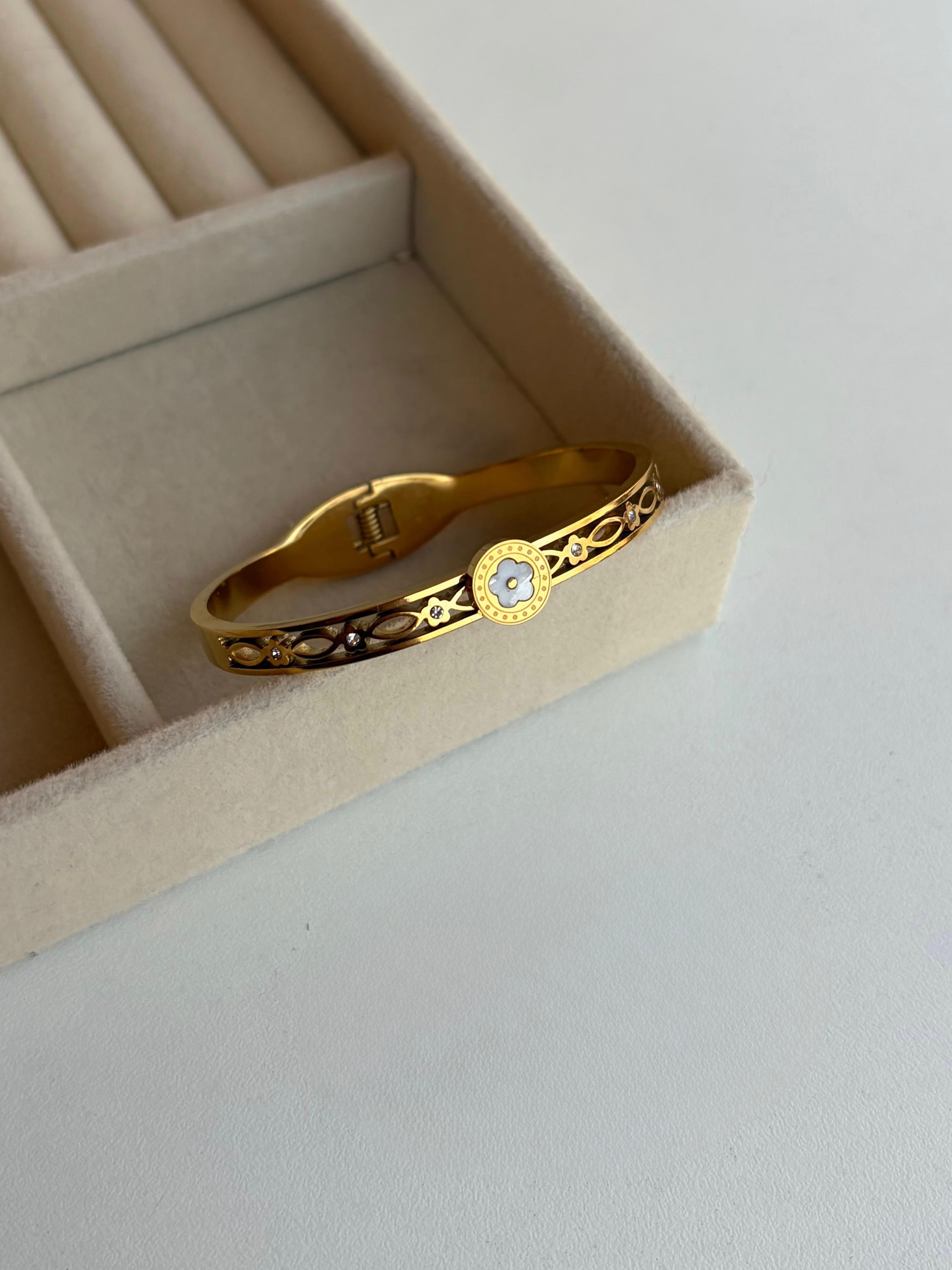 BABY SIZE BRACELETS