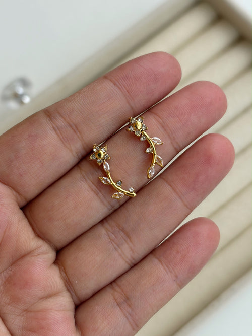 Bloomelle Studs