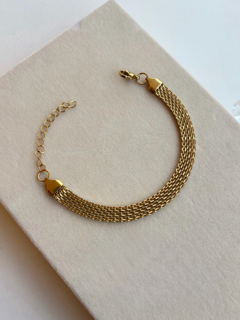 BROAD LINK CHAIN BRACELET