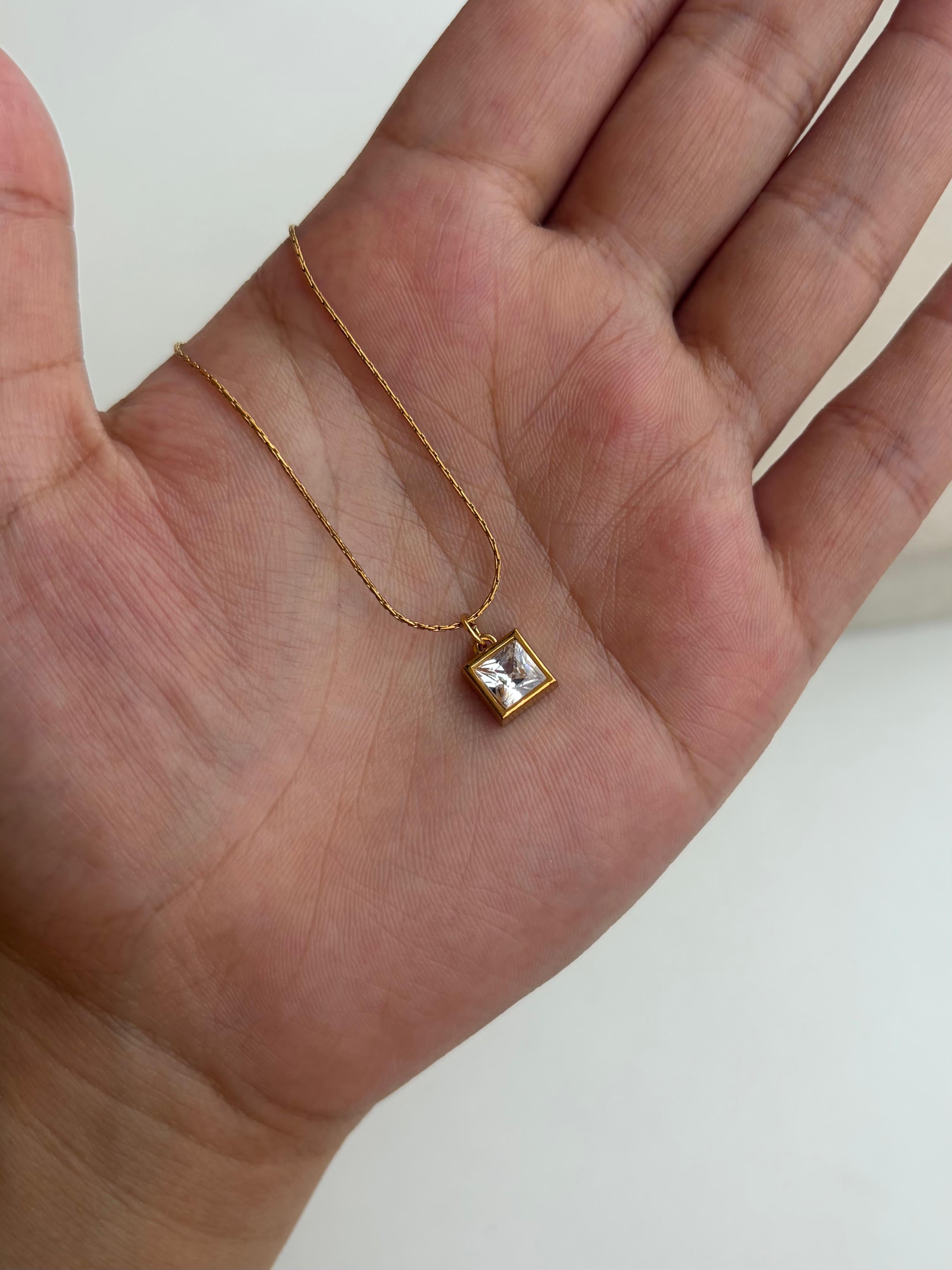Nova Necklace
