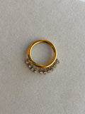 Elia Ring