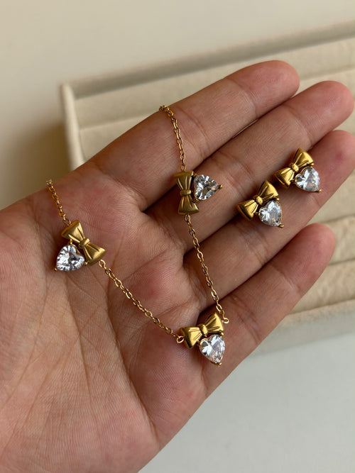 Bow-Heart Set
