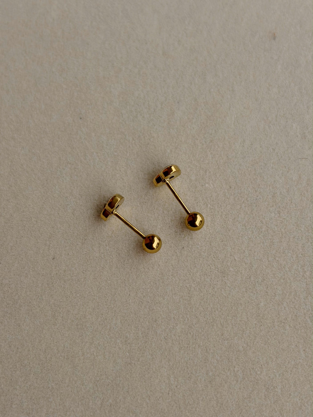 3 Petals ball back studs