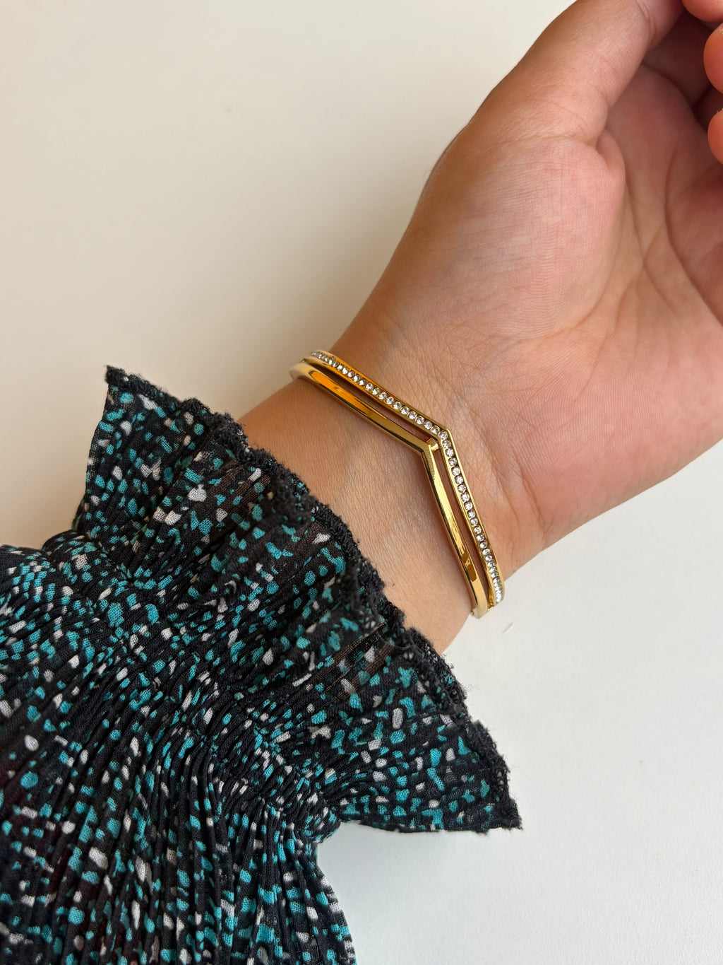 Alora Bracelet (2’2)