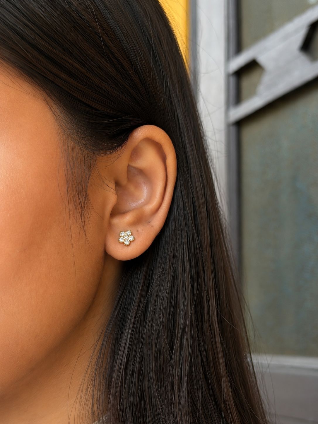 Vera ball back studs