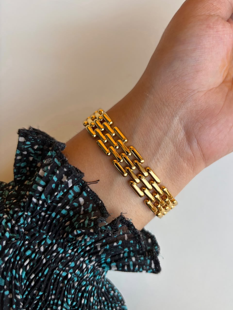 SOLID BRACELET