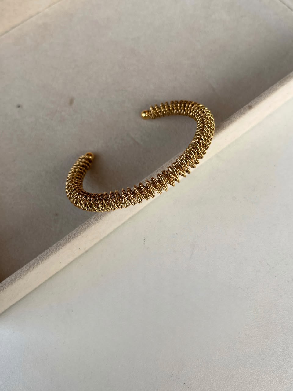 SOLID BRACELET