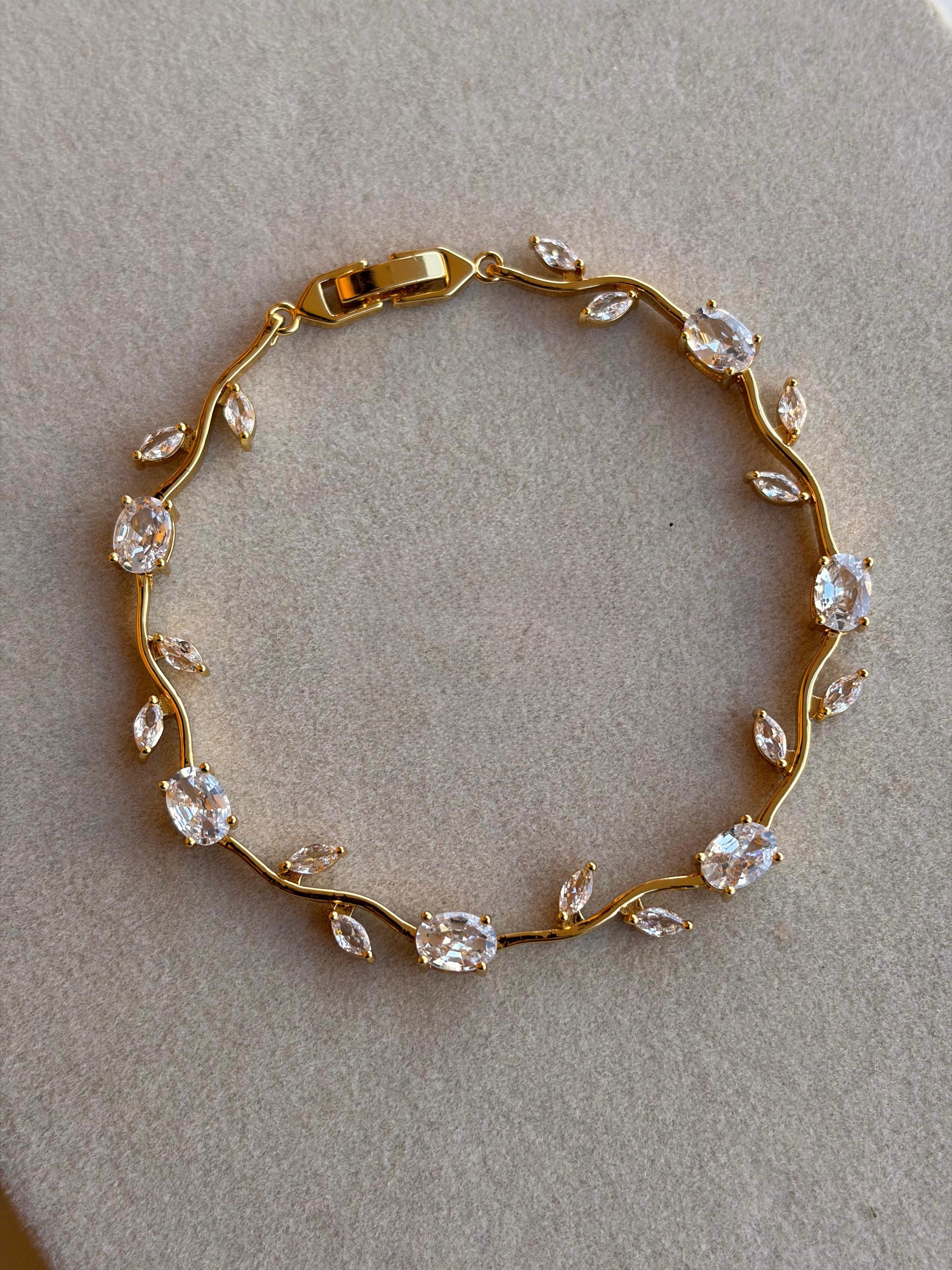 TULIP BRACELET